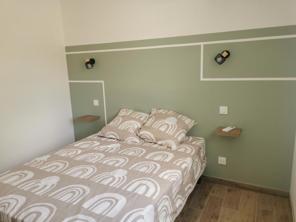 Maison Mitoyenne Au Coeur Du Pays Basque Saint-Esteben エクステリア 写真